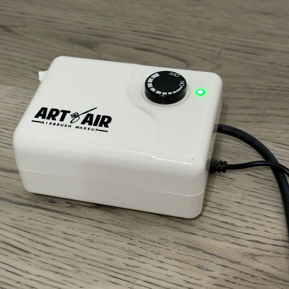 Art of Air AIRBRUSH MAKEUP KIT - NEW